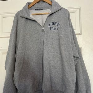 Grey brandy melville sweatshirt with zipper
